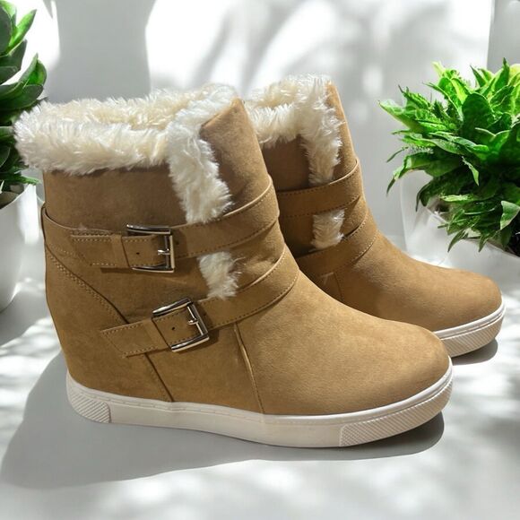 Steve Madden NYC Boots 8.5 Peytonn Tan Suede Faux Fur Ankle Winter Warm NEW - Picture 1 of 8